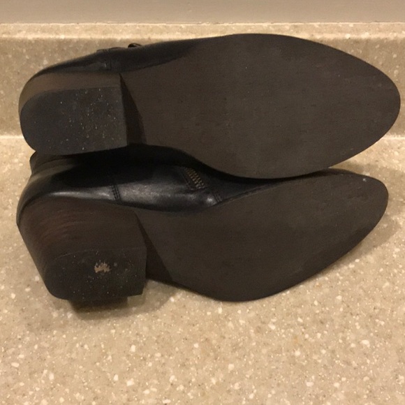 Shorty Boots With Inside Zipper - Picture 3 of 7